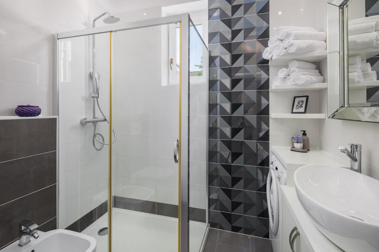 Apartment Adria Premium Пореч Екстериор снимка